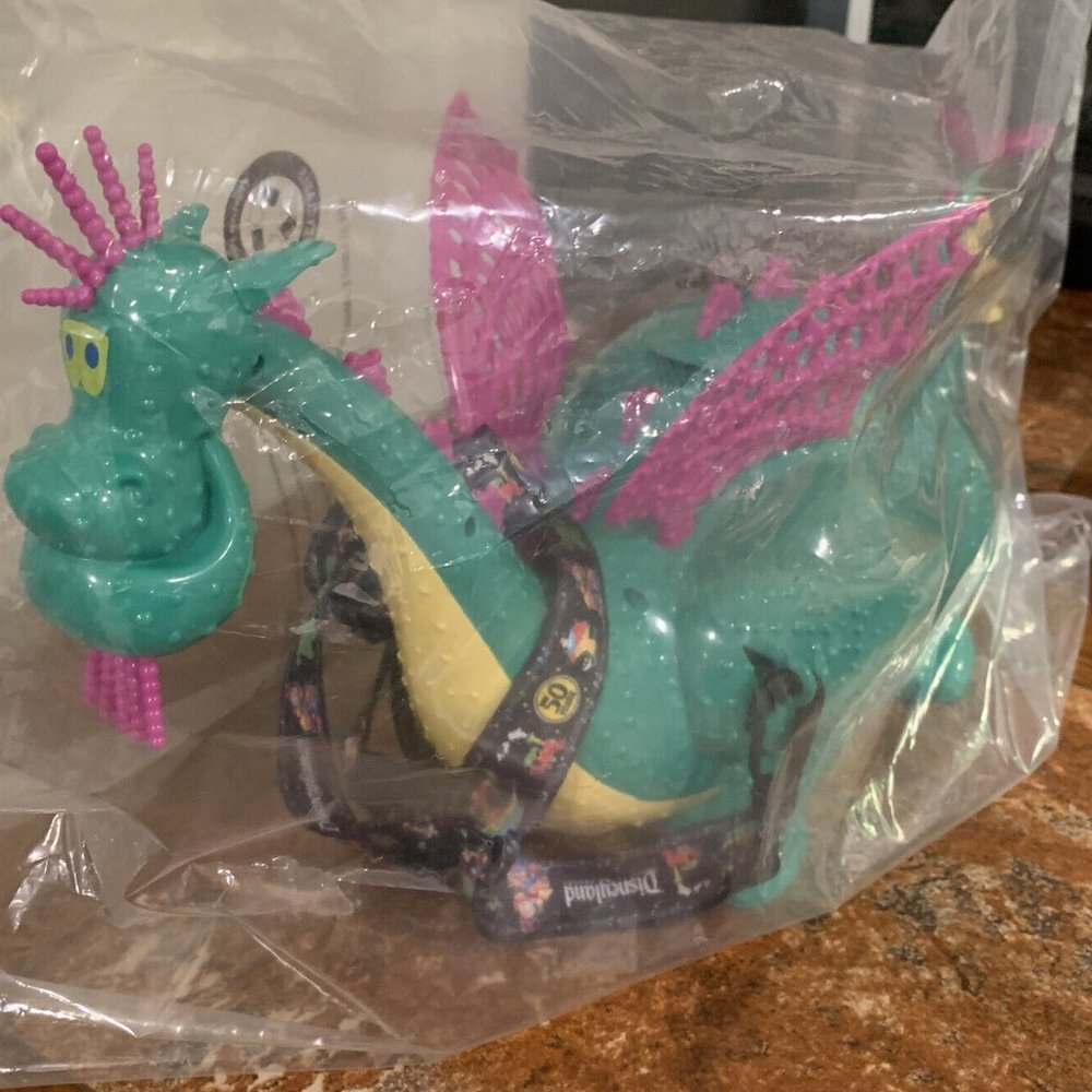 New Disneyland 50TH Elliott Dragon Popcorn Bucket Main Street Electrical Parade - Picture 3 of 4
